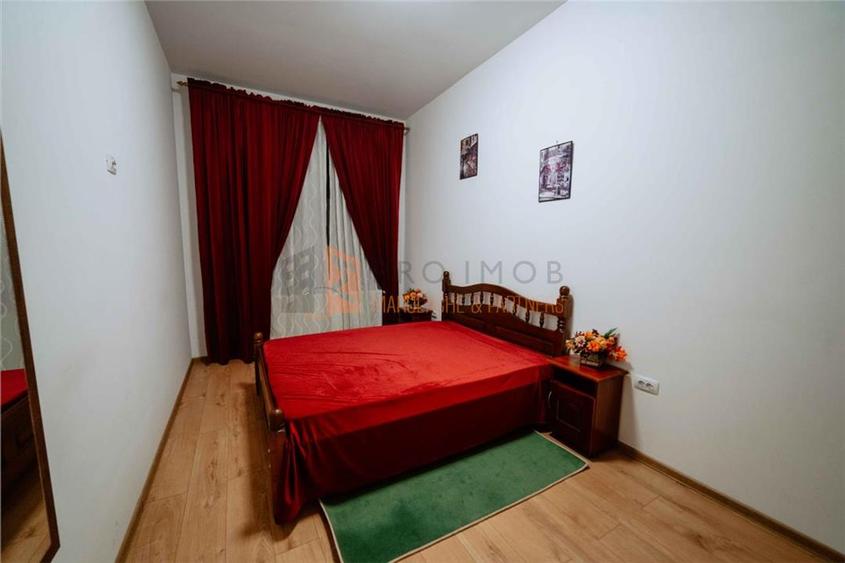 Apartament 3 camere cf 1 decomandat zona Centru