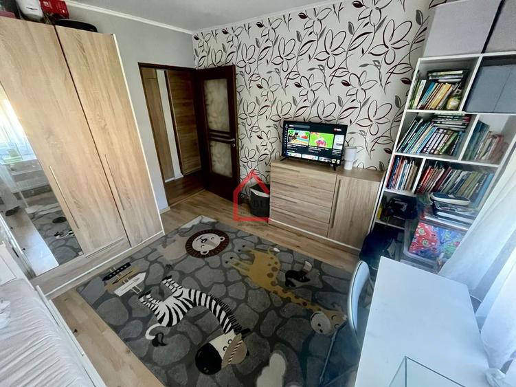 Ap 2 cam | decomandat | Păcurari | RENOVAT