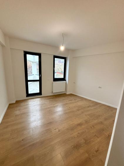Apartament 3 camere de vanzare Pacurari