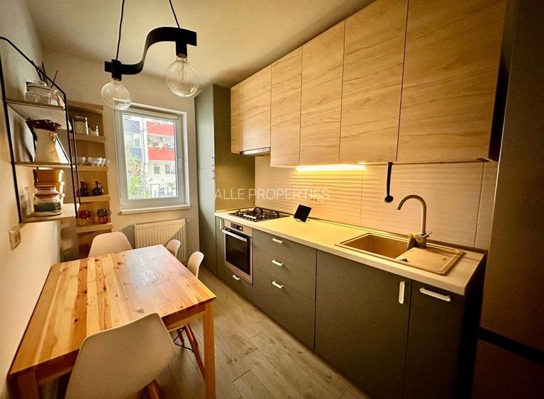 Inchiriere 2 camere cu curte proprie | loc de parcare - 3