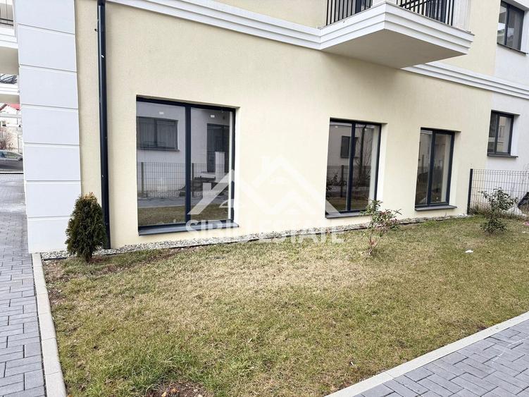 Spatiu comercial nou 66 mp cu teren propriu 41 mp si 2 locuri parcare