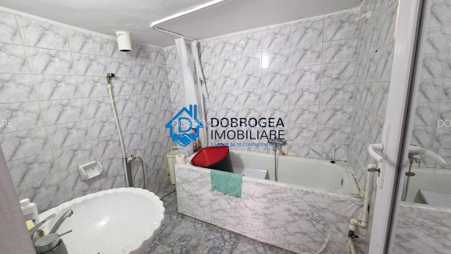 ZONA ULTRACENTRALA-CASA 4 CAMERE , TEREN 228 MP, CENTRALA GAZ - 19