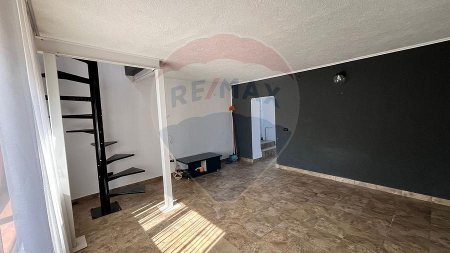 Casă / Vilă cu 2camere de vânzare la curte comuna