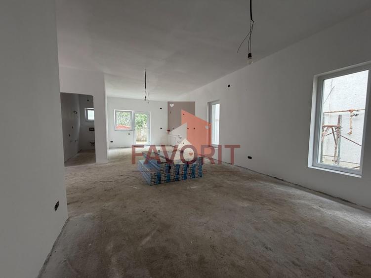Duplex in Utvin | 3 camere | Toate utilitatile | Curte | Asfalt |