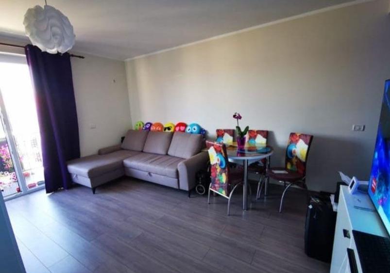 Doua camere.La asfalt. Mobilat. Zona Hotelului IQ.