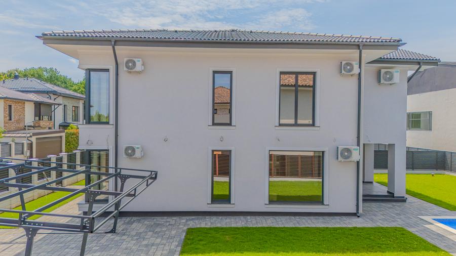 Proiect boutique intre lac si padure, complex finalizat, TVA inclus