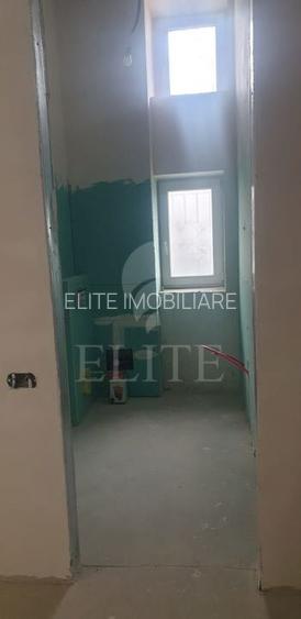 Apartament 4 camere în zona PIATA ABATOR - 22