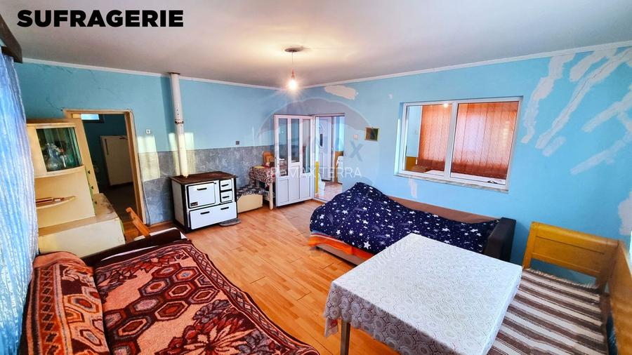Casa traditionala cu teren 8.945 mp de vanzare | Francenii Boiului | - 8