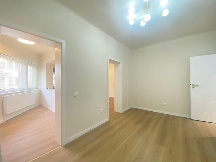 Oferta inchiriere spatiu comercial/birouri ultracentral Pitesti, 800 EURO