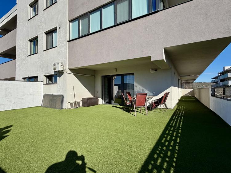 Apartament 4 camere, 105 mp utili + terasă de 94 mp