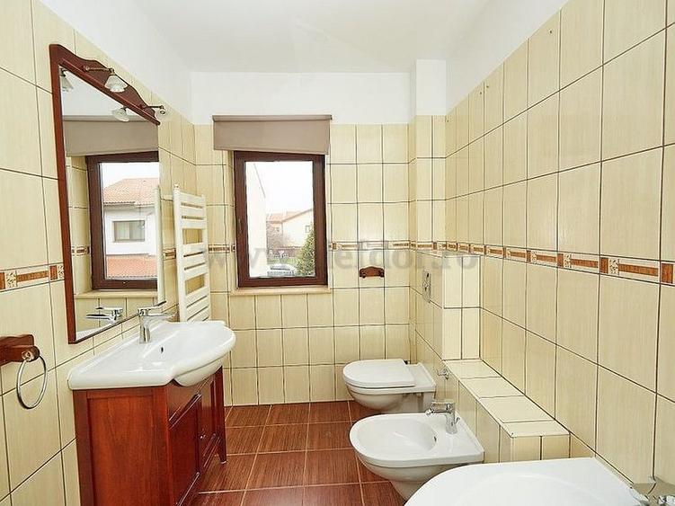 Pipera OMV - vila cu 4 camere si teren 400mp