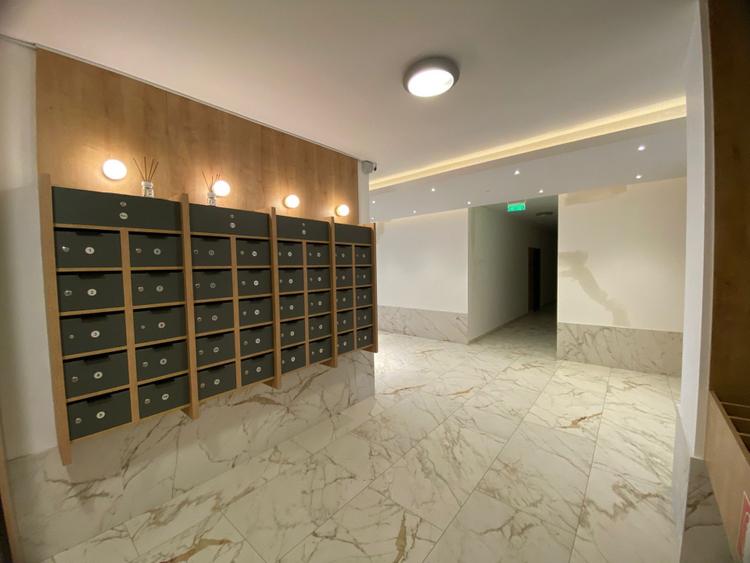 Apartament de 3 camere, 72mp utili, terasa 20mp, Zona Andrei Muresanu