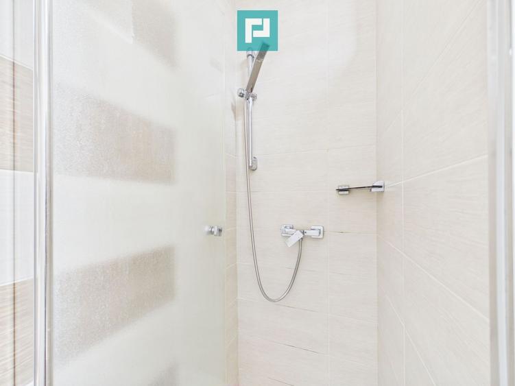 Apartament cu 3 camere decomandat, Str. Horia