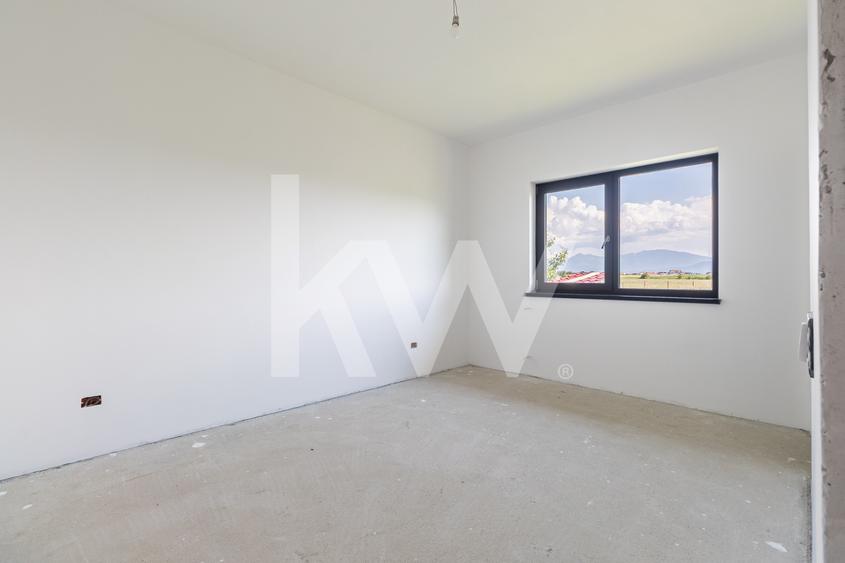 Casa, singur in curte,Sanpetru, Brasov, Comision 0%