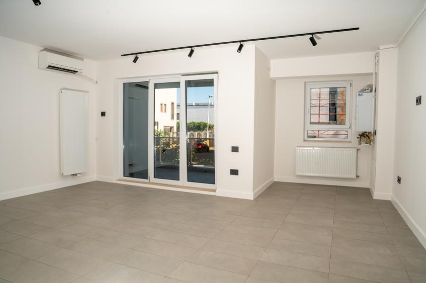 Spatiu birouri, renovat 2026, 144 mp., 4 locuri de parcare