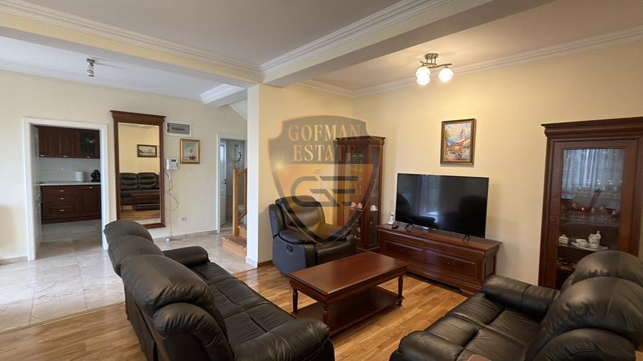 Casa Villa 4 camere in complex rezidential, Parcare, Lumina Navodari Ovidiu