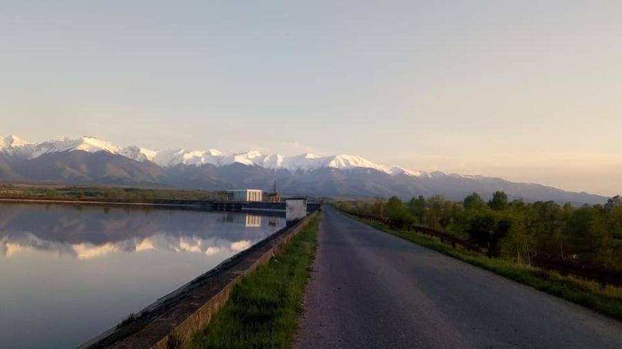 Casă cu 1100mp teren in satul Colun - la 40 km de Sibiu