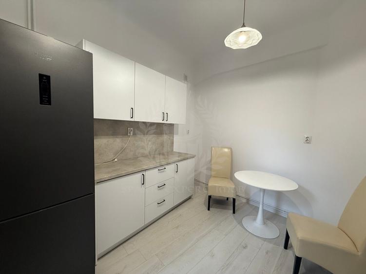 Apartament 2 camere / Spatiu comercial, zona Ultacentrala, Ploiesti