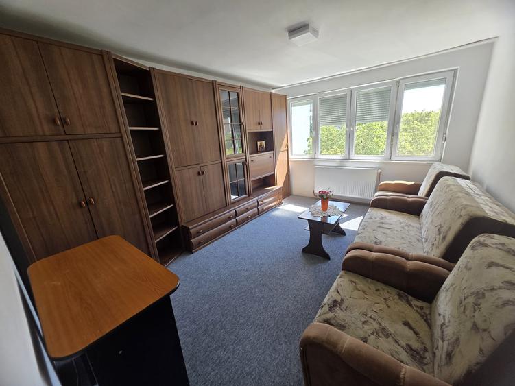 Proprietar – 2 Camere DECOMANDAT – Calea Șagului – Centrală Proprie – Etaj 4