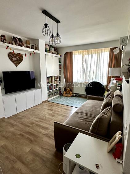 Apartament cu 4 camere, 84 mp utili + 2 balcoane - Gheorghe Lazar