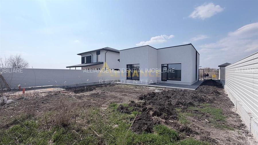 Casa individuala- 4 camere - 2 bai - 450 metri teren - 4