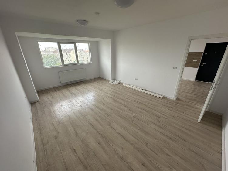 Apartament 2 camere la Mansarda zona Bucovinei