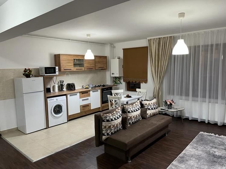 Agenție imobiliară vindem apartament cu două camere în Mamaia Nord