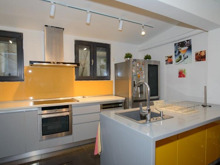 2 Camere / Alba Iulia / Unirii / New City Residence (terasa spatioasa cu grill)