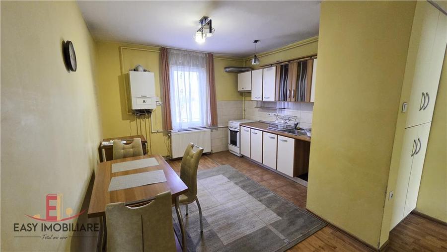 Apartament 4 camere, 110 mp, etaj 3, 2 bai, imediat ocupabil