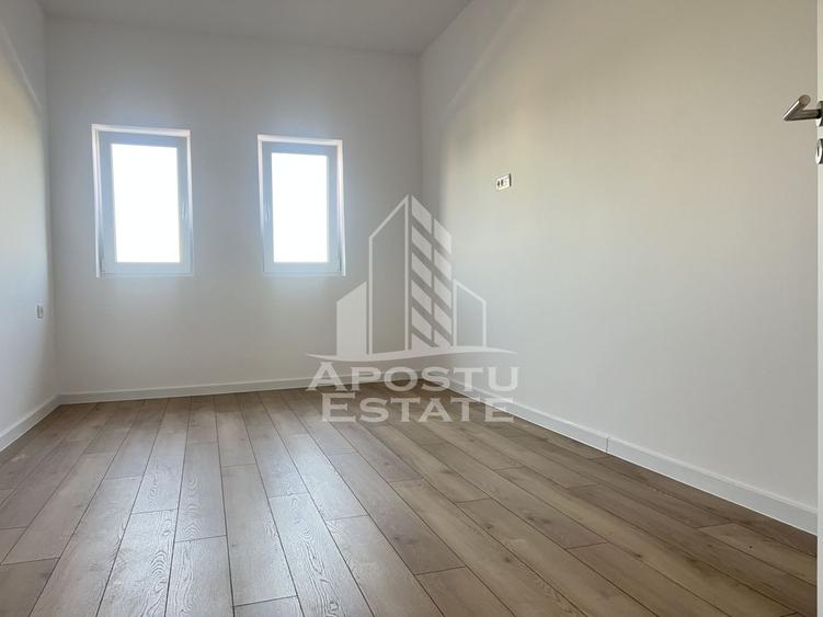 Casa individuala cu 4 camere, teren de 500mp, in Sacalaz