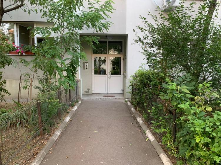 Apartament, 2 Cam, Mobilat, Centrala Gaz, Langa Metrou, Proprietar direct