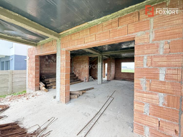 Duplex intreg 8 camere, LA ROSU, de vanzare in Sacalaz, la intrare - 6