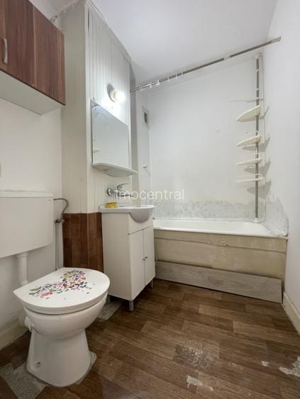 Garsonieră 28mp decomandată și balcon lângă Big - 11