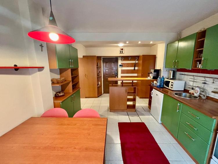 Apartament vesel si colorat la Natiunile Unite
