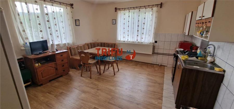 Casă individuală de vânzare în Ampoița – zonă cent