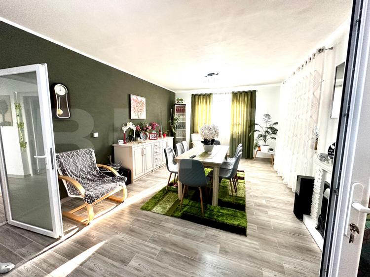 Casă superbă de vânzare – 380 mp utili, 1000 mp teren