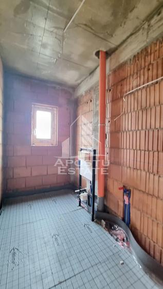 Apartament 2 camere de vanzare, bloc nou, loc de parcare, Sanandrei