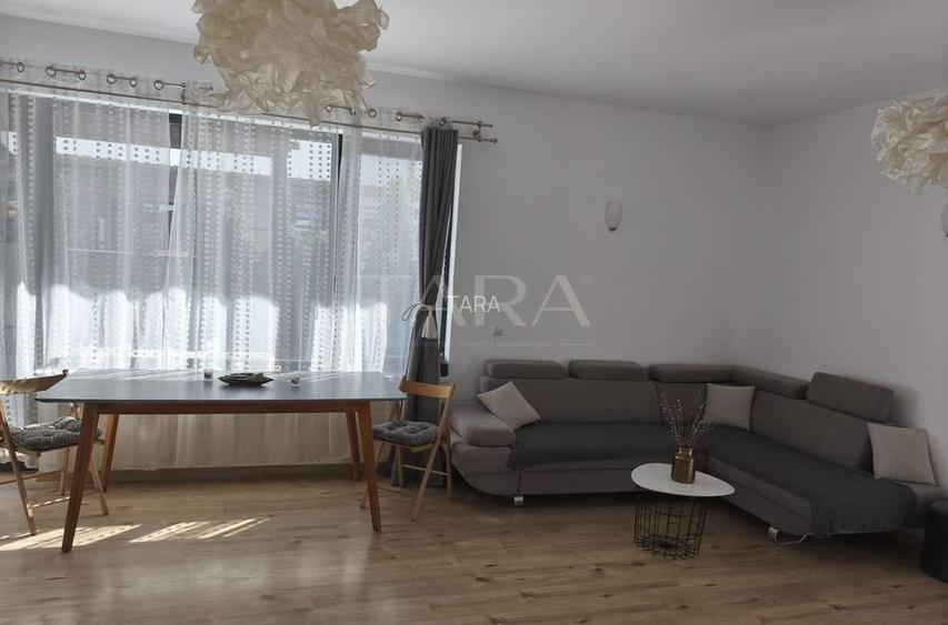 Casă spațioasă, renovată complet, într-o zonă liniștită - 2