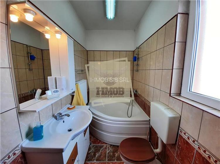 Spatiu birouri 5 camere 2 bai in zona centrala - 8