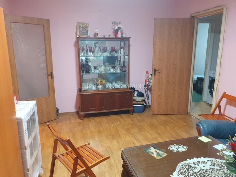 Vanzare-Dr Taberei-V Ialomitei-3 camere-p/4-reabilitat-boxa-bl 73-liber-115000E - 3
