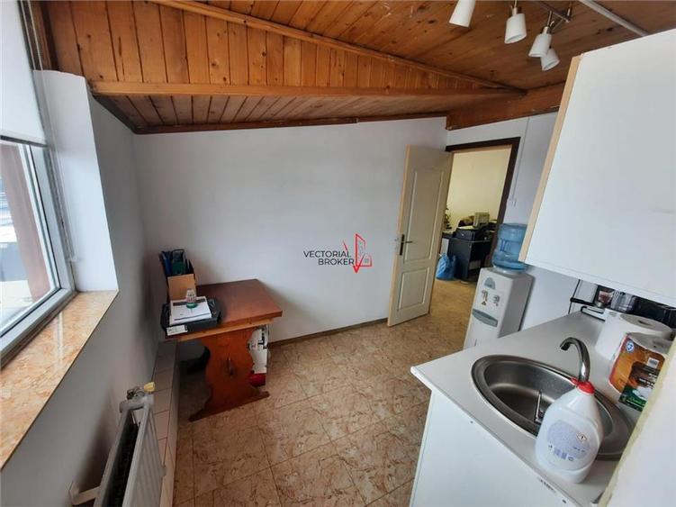 Garsoniera in vila, 58 mp cu  centrala proprie-sos. Fundeni, langa Toplac