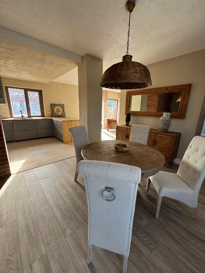 Penthouse 3 camere, finisat si utilat, la intrare in Borhanci!