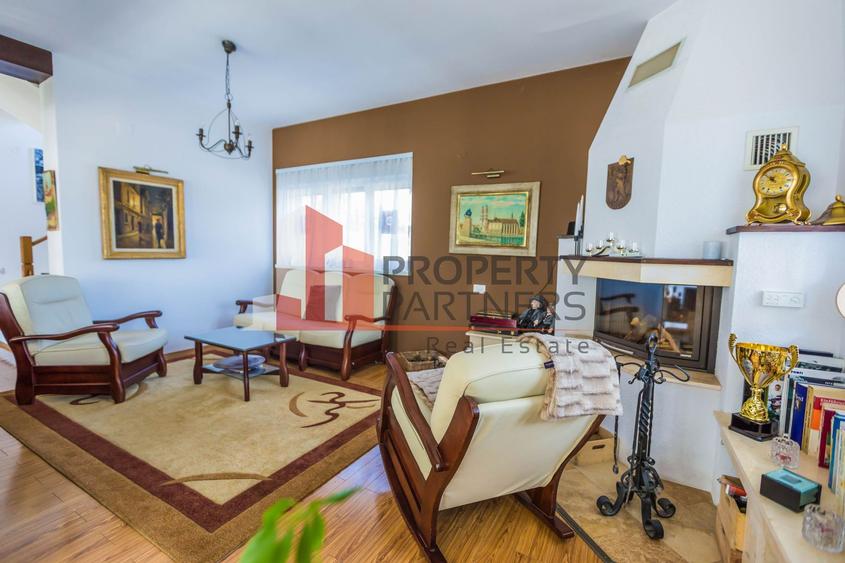 Vilă 340 mp Bran | Teren 5500 mp | 6 dormitoare cu băi proprii