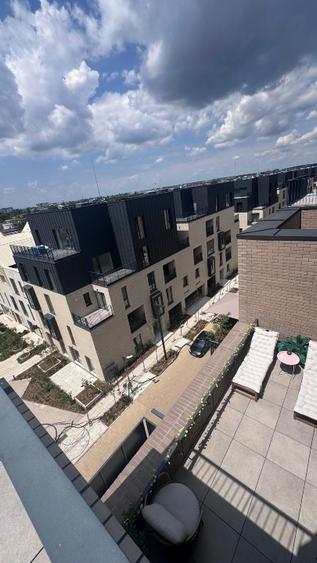 PENTHOUSE EXCLUSIVIST - MOBILAT  - GATA DE MUTARE