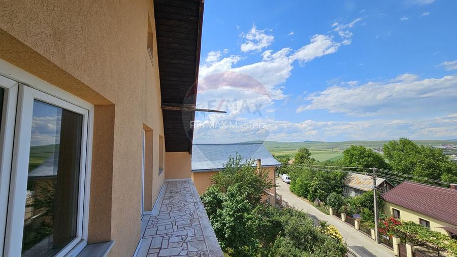 Casă / Vilă cu 12 camere-Sfântu Ilie Vechi, Suceava - 22