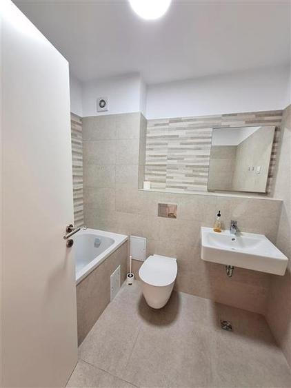 Apartament 3 camere, preluare chiriasi, loc de parcare inclus, Tractorul, Brasov