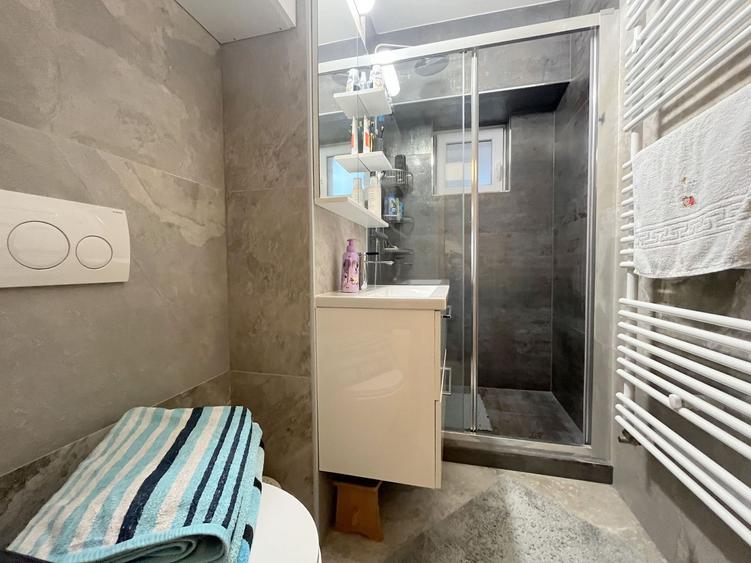 Apartament 4 camere, Zona Simion Barnutiu