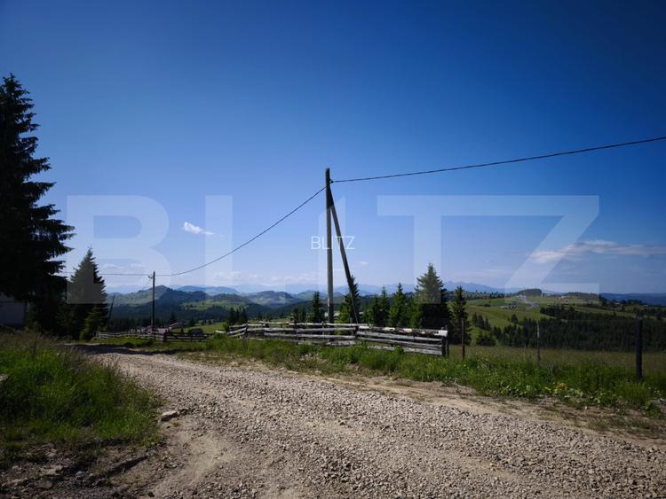 Teren extravilan 28 ari,zona Piatra Fantanele