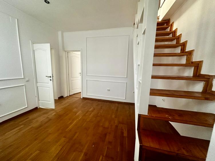 Vila deosebita cu 8 camere, renovata integral zona Kiseleff -Aviatorilor
