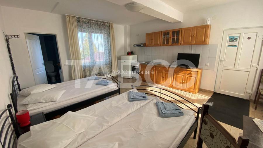 Pensiune de vanzare 10 camere 10 bai 343 mp utili Paltinis Sibiu - 14